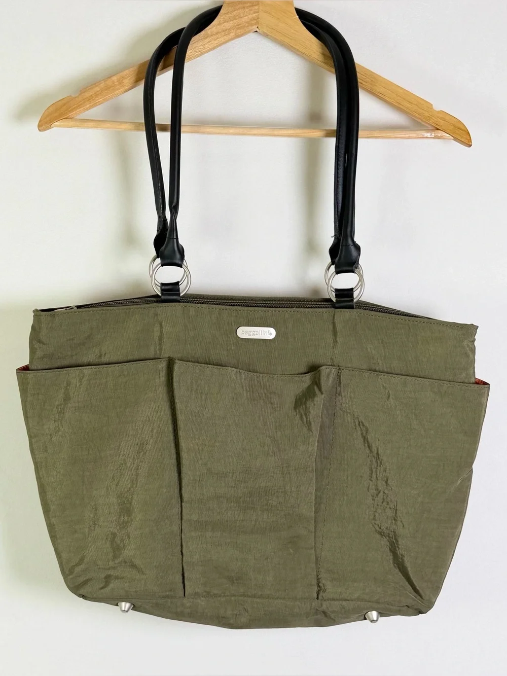 Baggallini Olive Green Large Tote Bag Nylon Multi Pocket Organizer Carryall